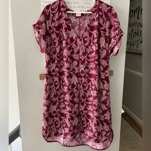 Women’s dress Large